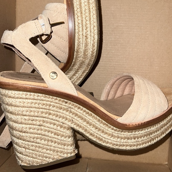 NIB UGG Laynce Sandals-Bronzer-Brown ankle strap platform leather upper size 10 - Picture 2 of 8
